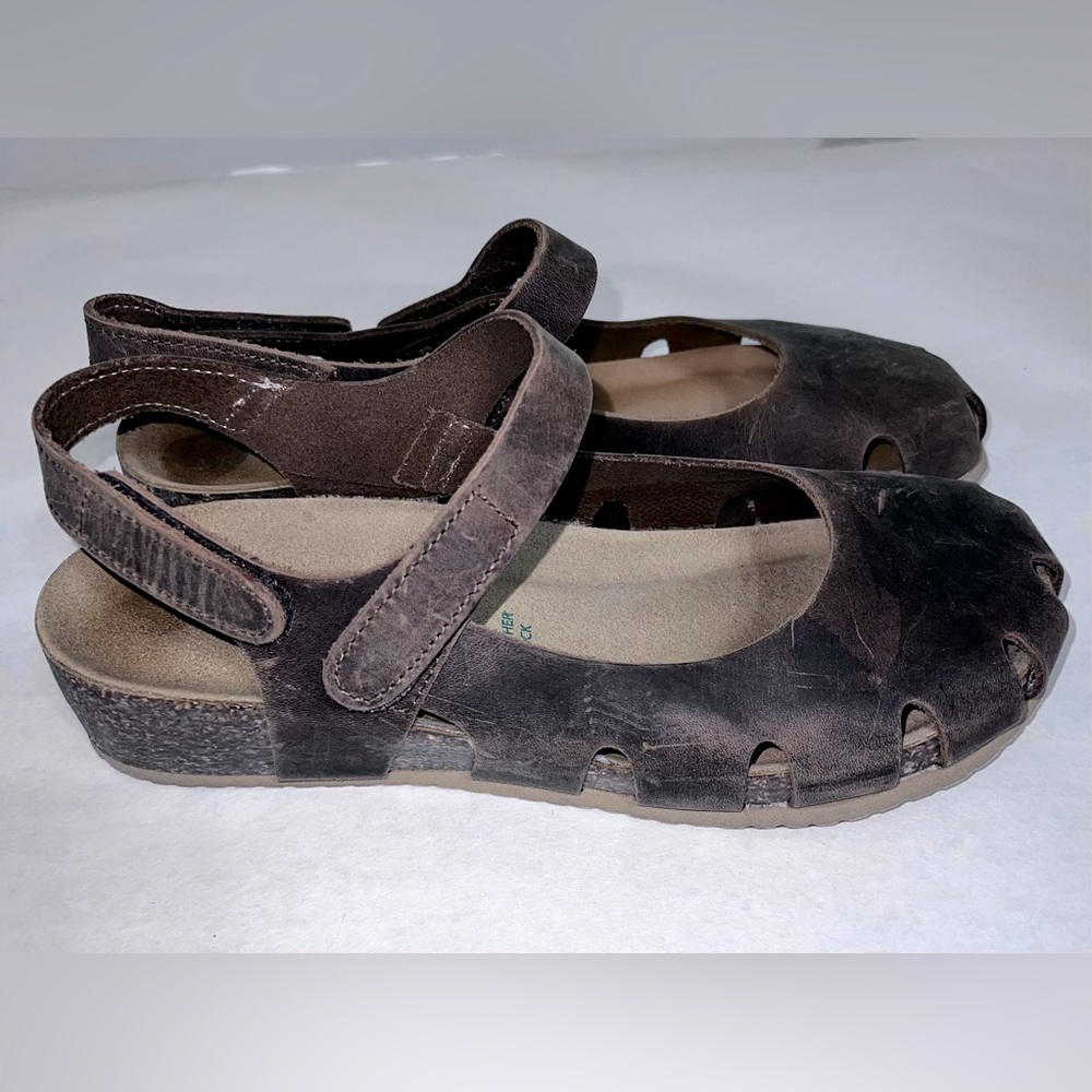 🔥SALE🔥 LIKE NEW BIO NATURA BROWN DISTRESSED LEATHER MARY JANE SIZE 9
